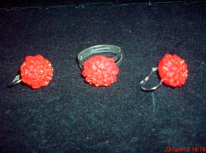 set  inel şi cercei crizanteme rosii